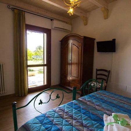 B&B Le Due Cisterne Vernole Exterior photo