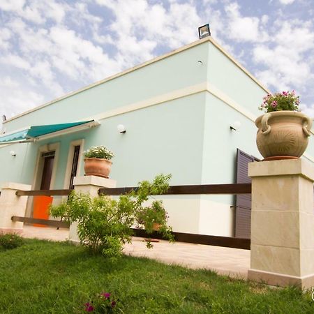 B&B Le Due Cisterne Vernole Exterior photo