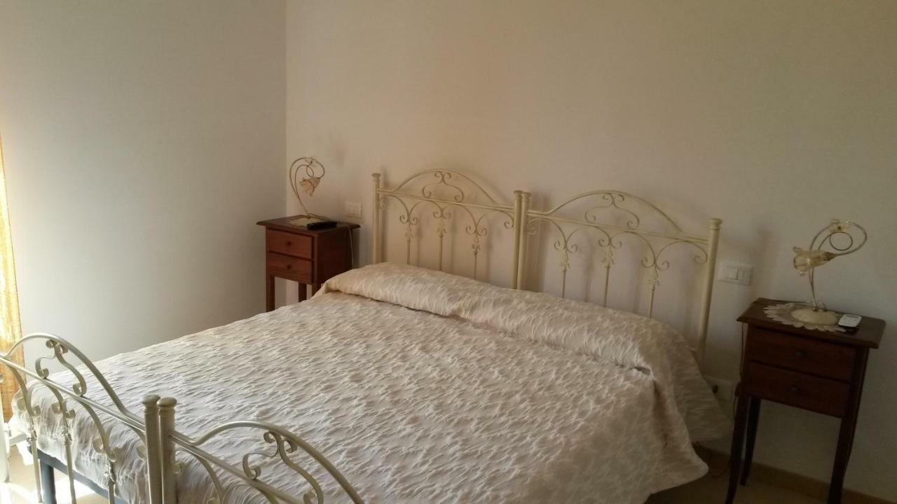 B&B Le Due Cisterne Vernole Exterior photo