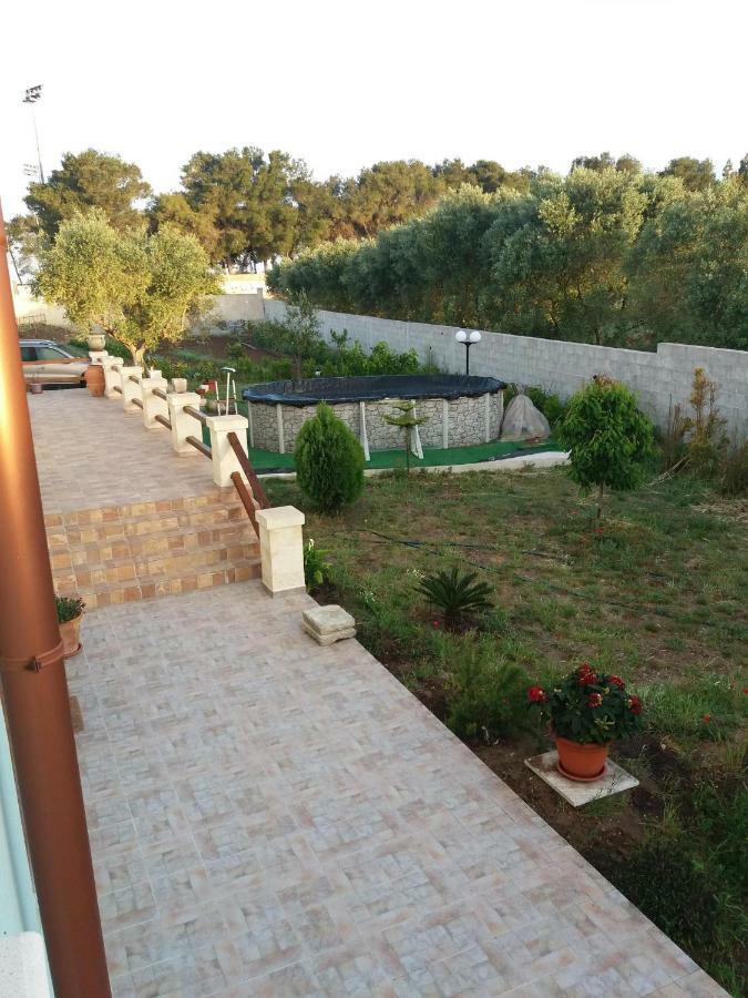 B&B Le Due Cisterne Vernole Exterior photo
